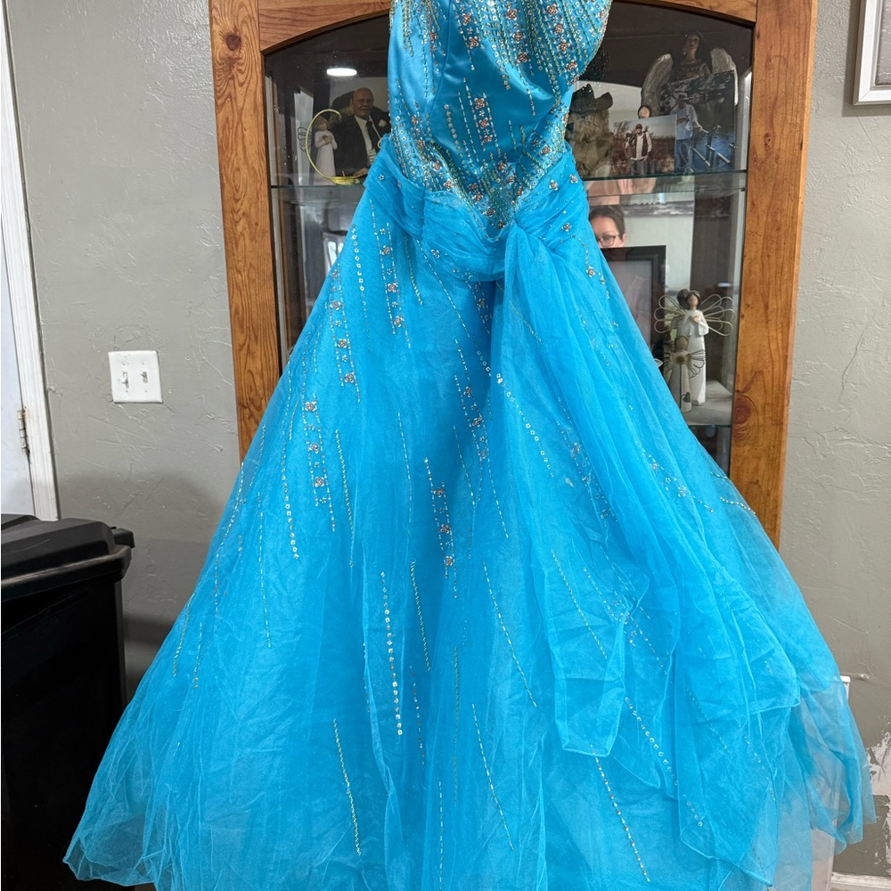 Elegant Blue Tiffany Dress